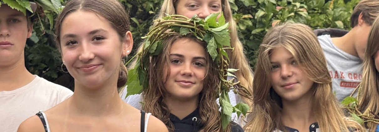 Garden Wreaths Middle School